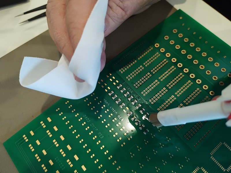 clean pcb boards